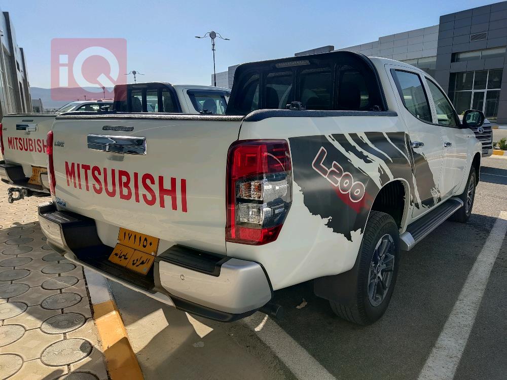 ميتسوبيشي L200